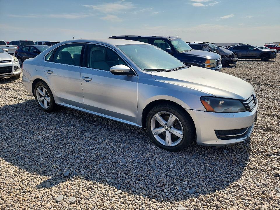 58325826 :رقم المزاد ، 1VWBP7A38CC048089 vin ، 2012 Volkswagen Passat مزاد بيع