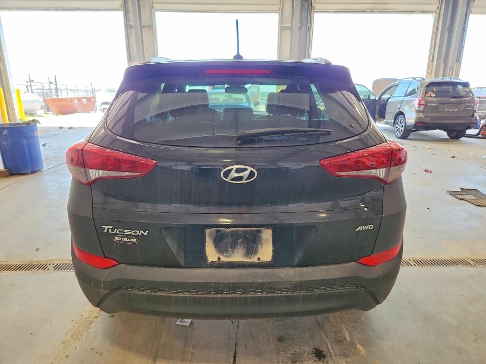 59978336 :رقم المزاد ، KM8J3CA46HU431084 vin ، 2017 Hyundai Tucson مزاد بيع