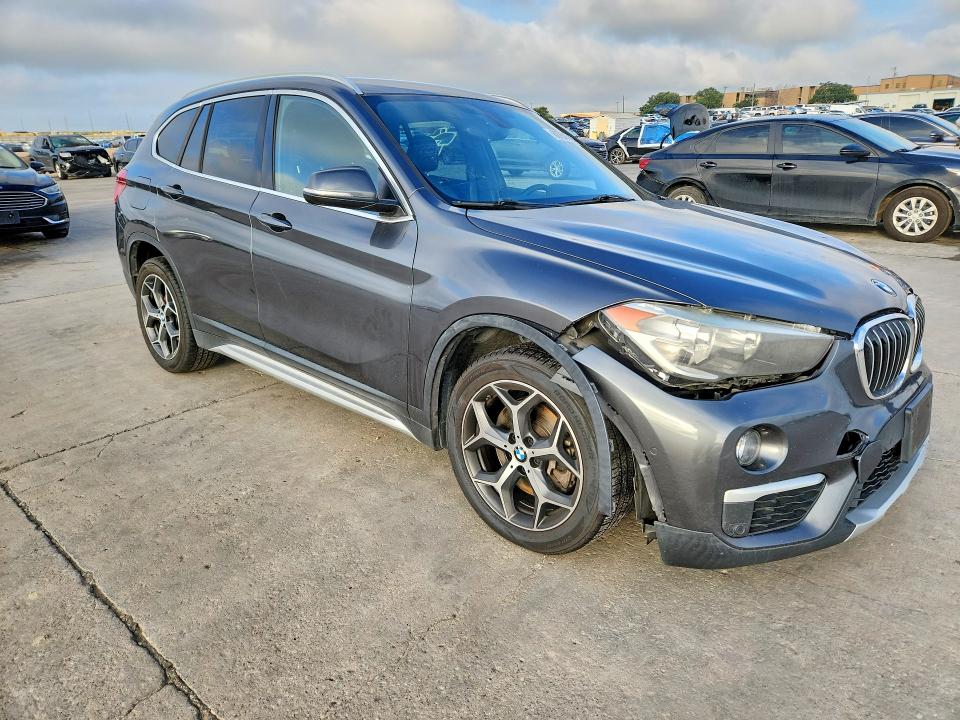 60754526 :رقم المزاد ، WBXHU7C35J3H42440 vin ، 2018 Bmw X1 مزاد بيع