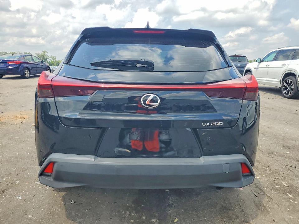 59915356 :رقم المزاد ، JTHP3JBH3M2043576 vin ، 2021 Lexus Ux 200 مزاد بيع
