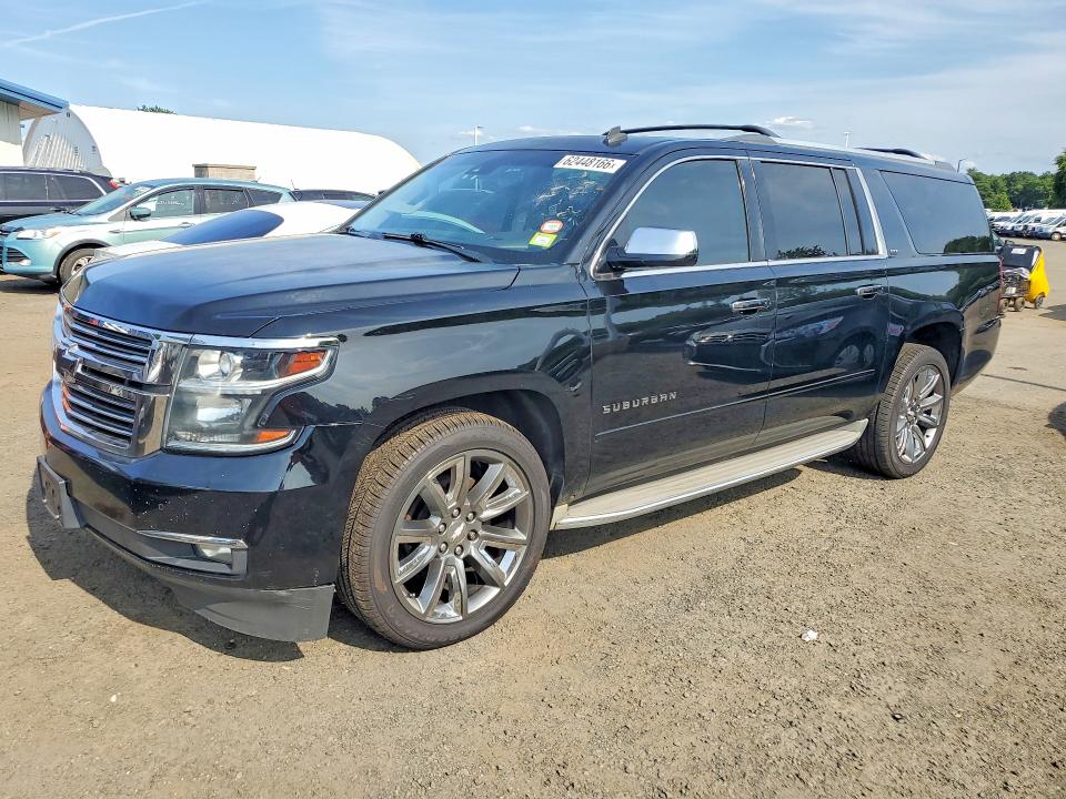 2015 Chevrolet Suburban მანქანა იყიდება აუქციონზე, vin: 1GNSKKKC8FR301486, აუქციონის ნომერი: 62448166