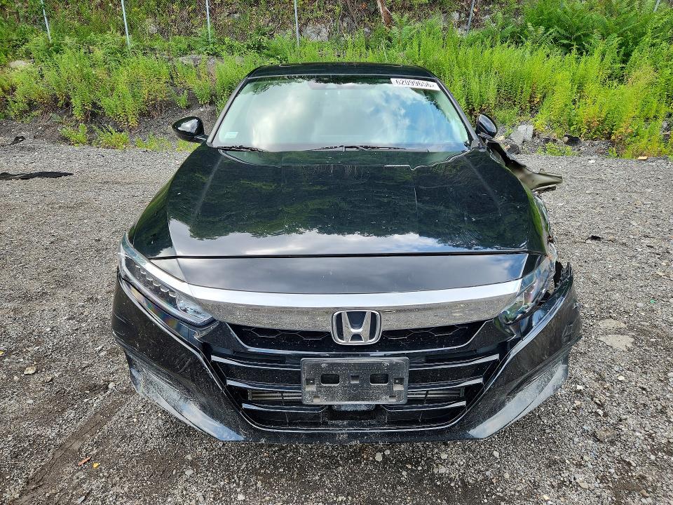 62099656 :رقم المزاد ، 1HGCV1F53KA167863 vin ، 2019 Honda Accord مزاد بيع