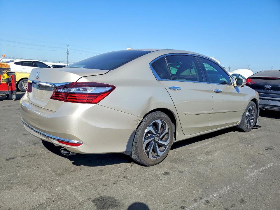 Продажа на аукционе авто 2016 Honda Accord, vin: 1HGCR2F79GA245324, номер лота: 61640826