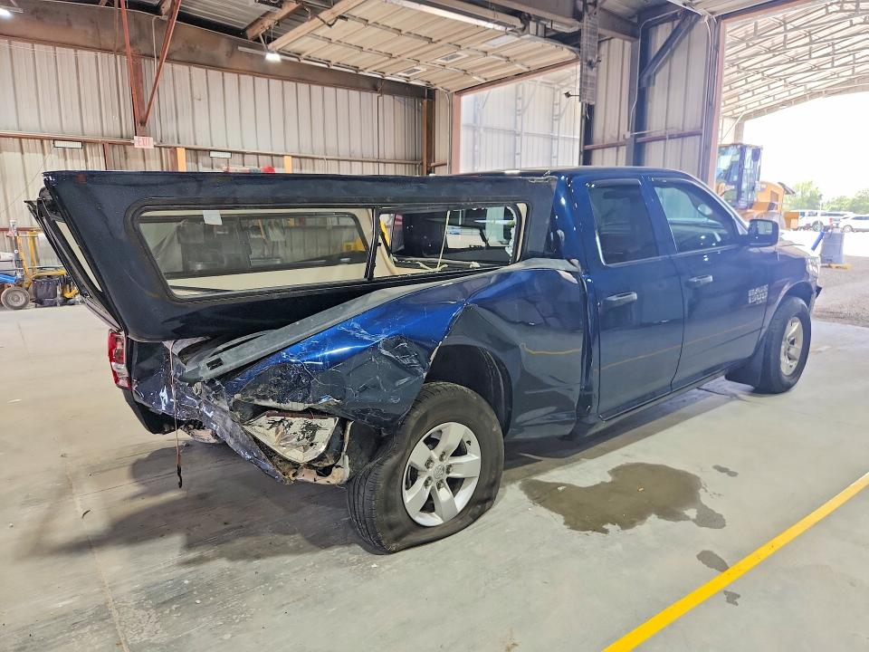 Продажа на аукционе авто 2022 Ram 1500 Classic, vin: 1C6RR6FG0NS170575, номер лота: 61894046