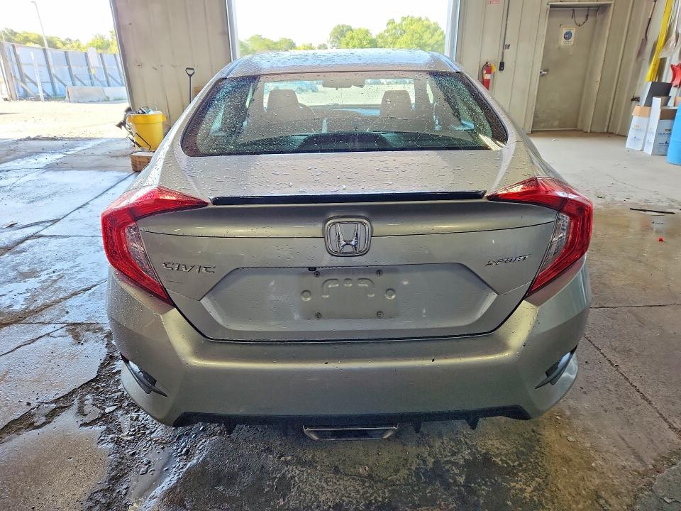 62473666 :رقم المزاد ، 19XFC2F89ME002918 vin ، 2021 Honda Civic مزاد بيع