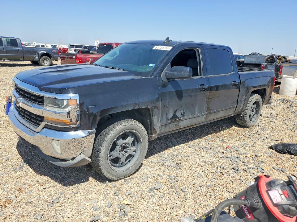 61421756 :رقم المزاد ، 3GCUKREC5JG175277 vin ، 2018 Chevrolet Silverado مزاد بيع