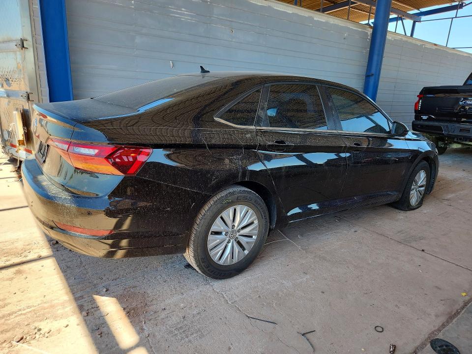62723896 :رقم المزاد ، 3VWC57BU6KM215161 vin ، 2019 Volkswagen Jetta مزاد بيع