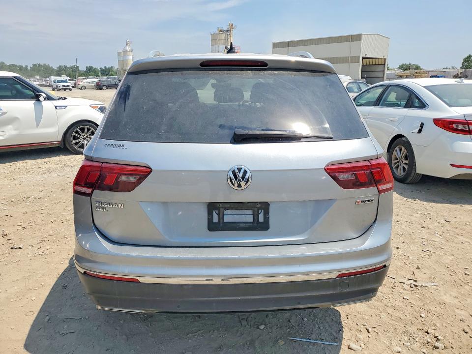 Продажа на аукционе авто 2019 Volkswagen Tiguan, vin: 3VV4B7AX8KM194956, номер лота: 62245826