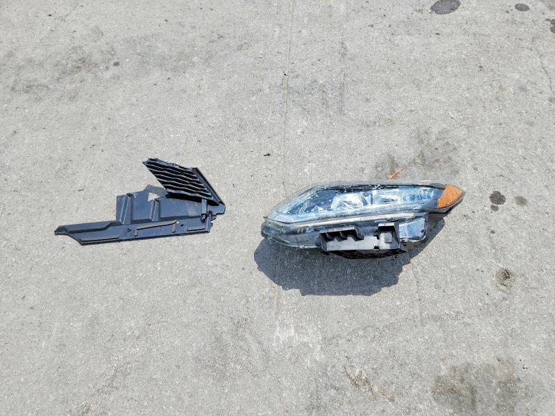 2016 Nissan Rogue მანქანა იყიდება აუქციონზე, vin: JN8AT2MV4GW131134, აუქციონის ნომერი: 62961746