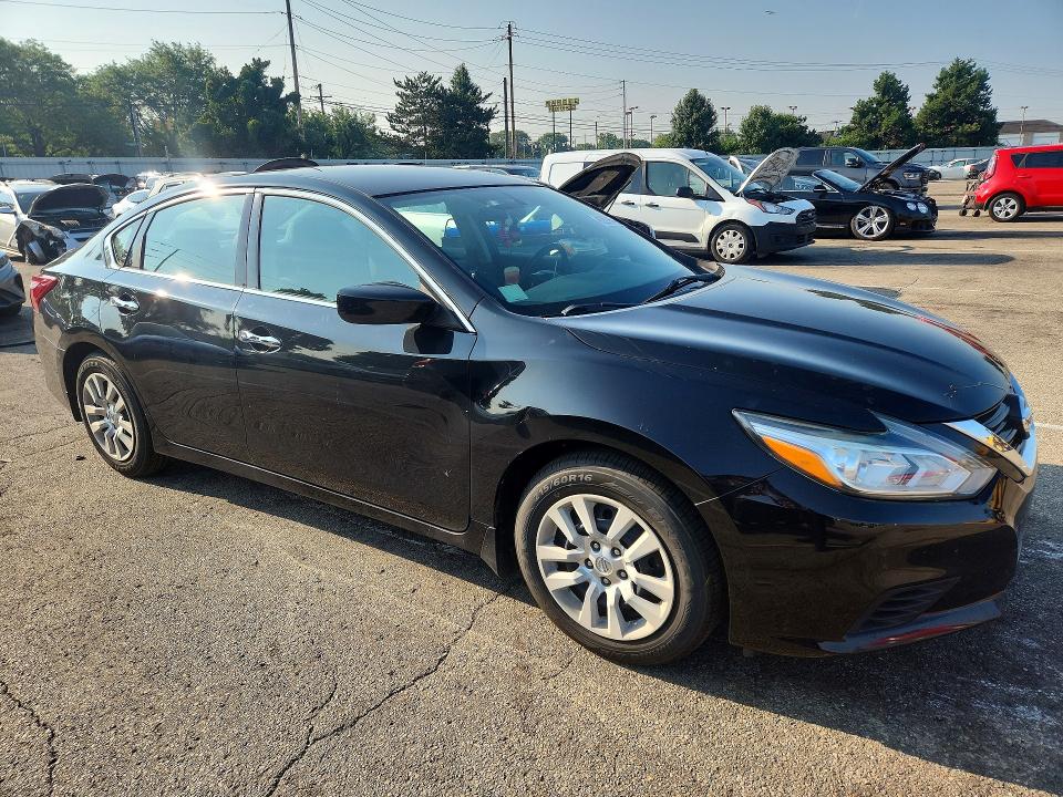 62970456 :رقم المزاد ، 1N4AL3AP7JC247790 vin ، 2018 Nissan Altima مزاد بيع