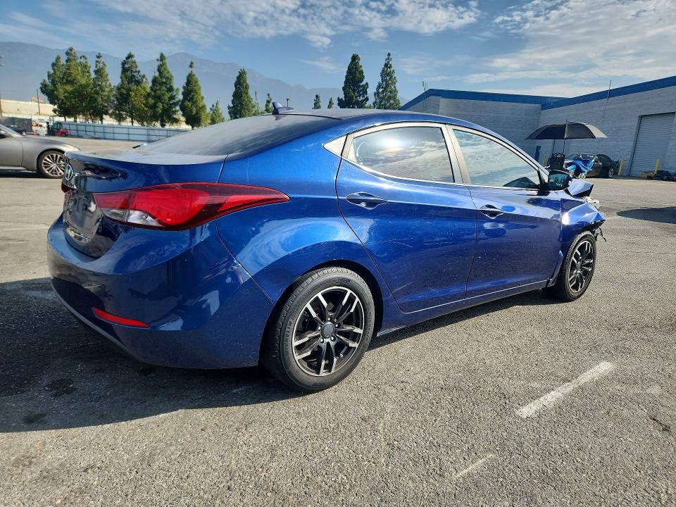Продаж на аукціоні авто 2016 Hyundai Elantra, vin: 5NPDH4AE7GH723711, номер лоту: 61359956