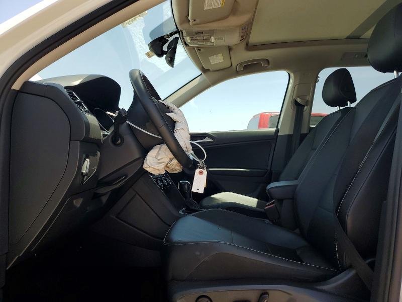 61947216 :رقم المزاد ، 3VV3B7AX4MM054157 vin ، 2021 Volkswagen Tiguan مزاد بيع
