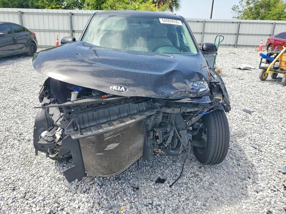 2021 Kia Soul მანქანა იყიდება აუქციონზე, vin: KNDJ23AU7M7761591, აუქციონის ნომერი: 60969936