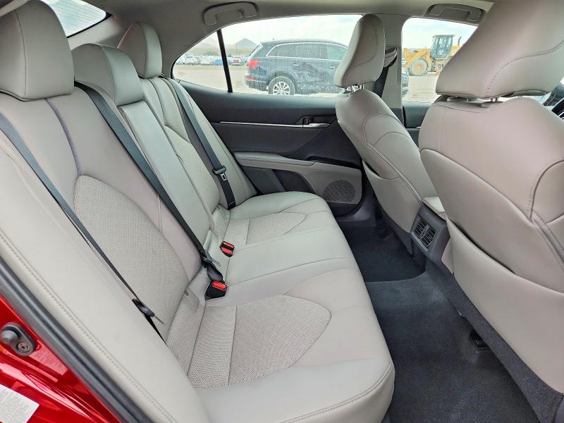 Auction sale of the 2018 Toyota Camry, vin: 4T1BZ1HK8JU506062, lot number: 62684406