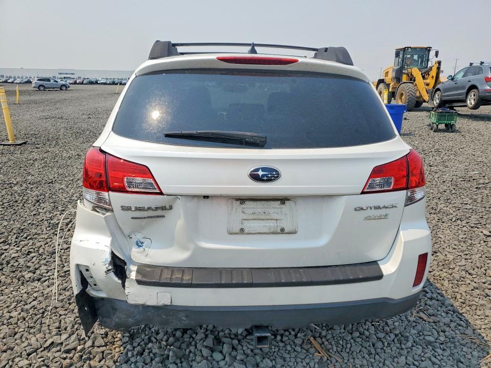 61611246 :رقم المزاد ، 4S4BRBPC7E3312330 vin ، 2014 Subaru Outback مزاد بيع