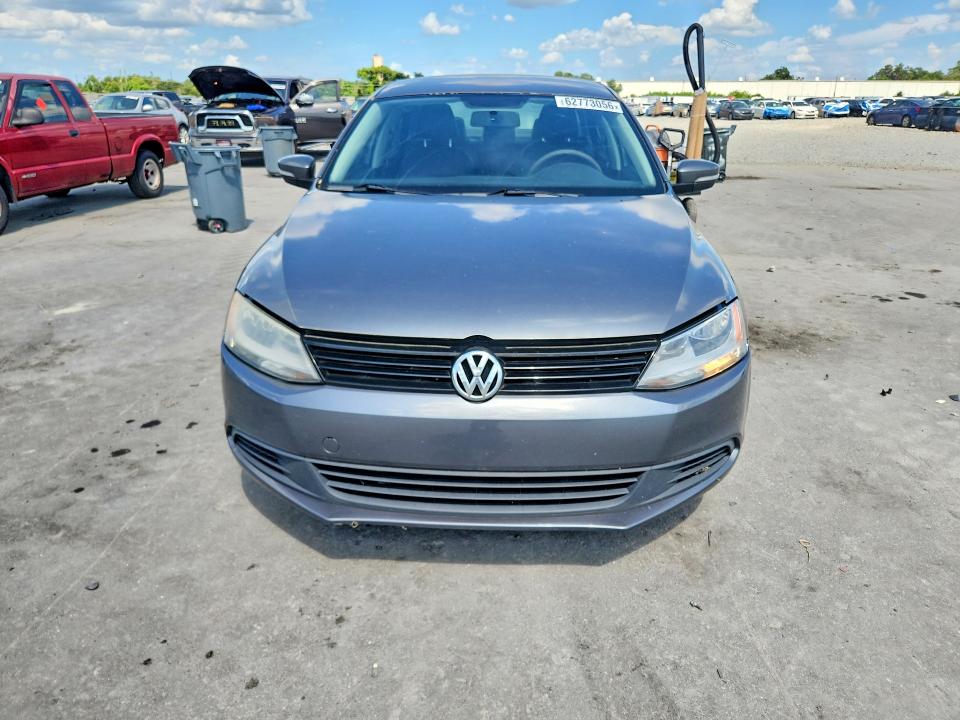 62773056 :رقم المزاد ، 3VWDX7AJ9BM377291 vin ، 2011 Volkswagen Jetta مزاد بيع