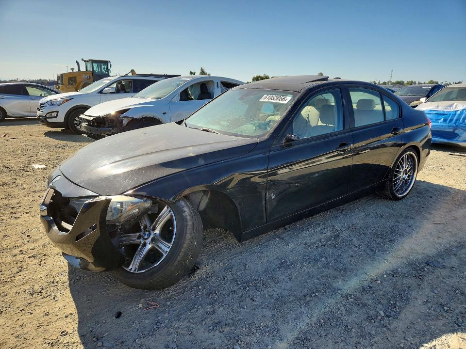 61083056 :رقم المزاد ، WBA3C3C54DF981866 vin ، 2013 Bmw 320 مزاد بيع