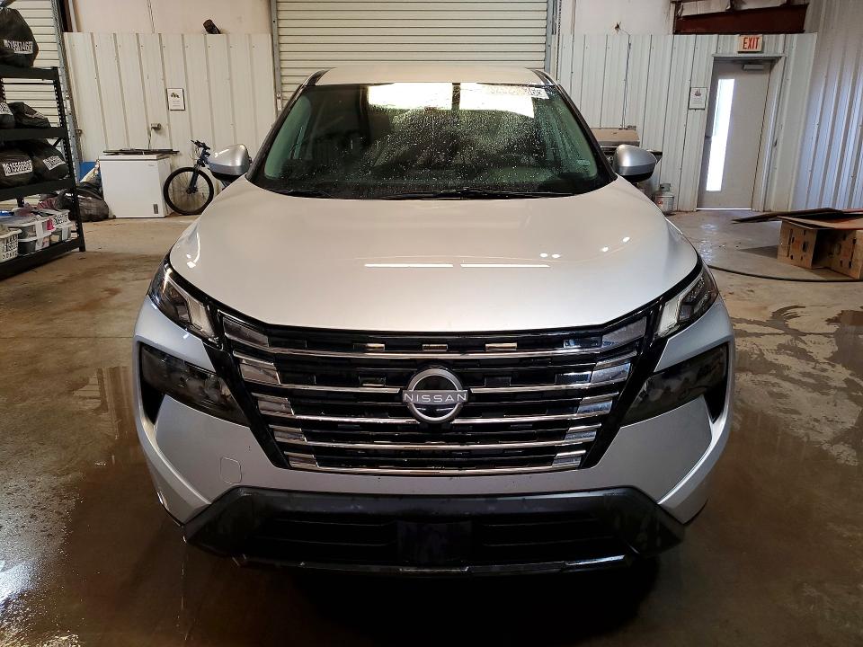 Продажа на аукционе авто 2025 Nissan Rogue, vin: 5N1BT3BB4SC777620, номер лота: 62521136