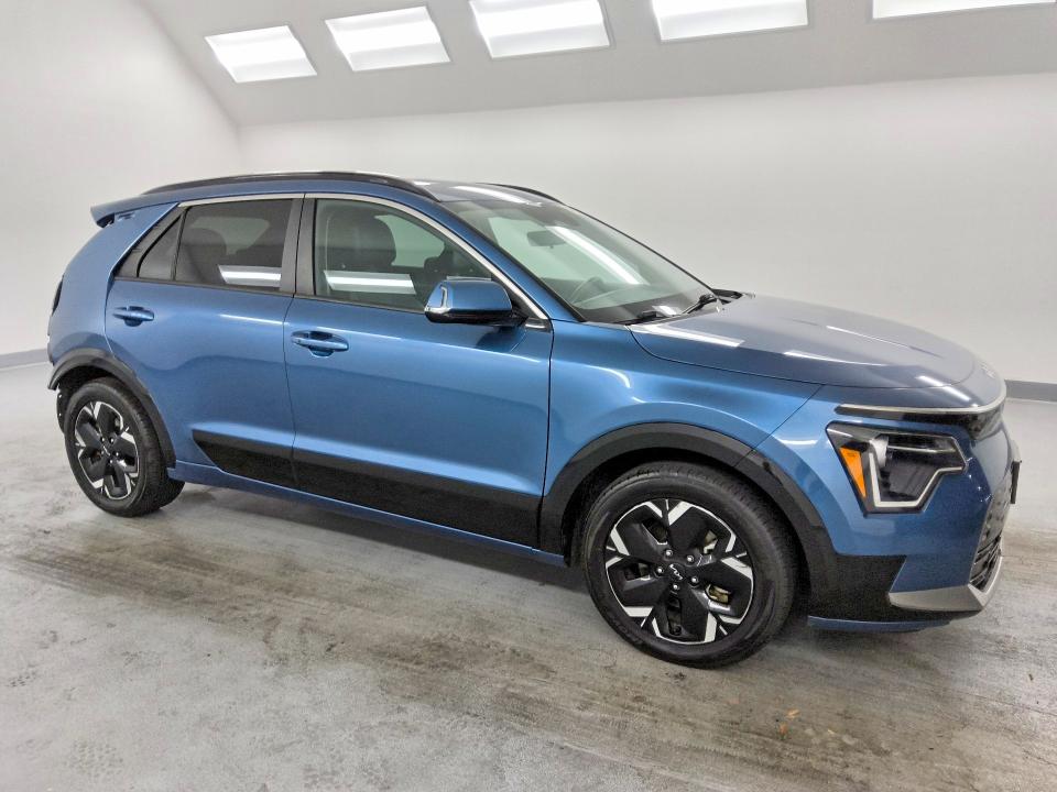 Продажа на аукционе авто 2023 Kia Niro, vin: KNDCR3L10P5021338, номер лота: 59347086