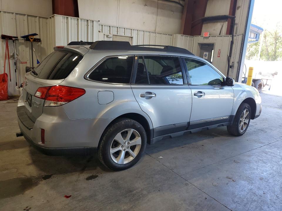 61388256 :رقم المزاد ، 4S4BRDMC2E2278464 vin ، 2014 Subaru Outback مزاد بيع