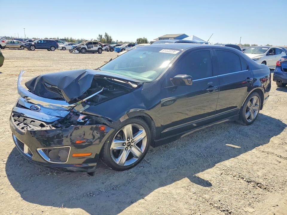 61443236 :رقم المزاد ، 3FAHP0KC7AR318646 vin ، 2010 Ford Fusion مزاد بيع
