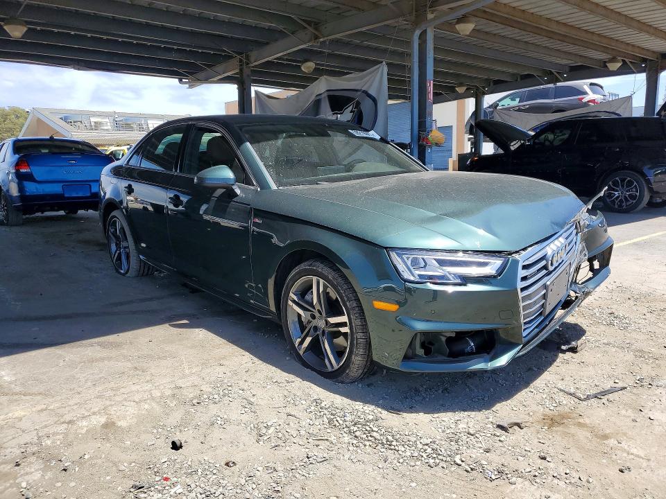 59219966 :رقم المزاد ، WAUENAF40JA201705 vin ، 2018 Audi A4 مزاد بيع