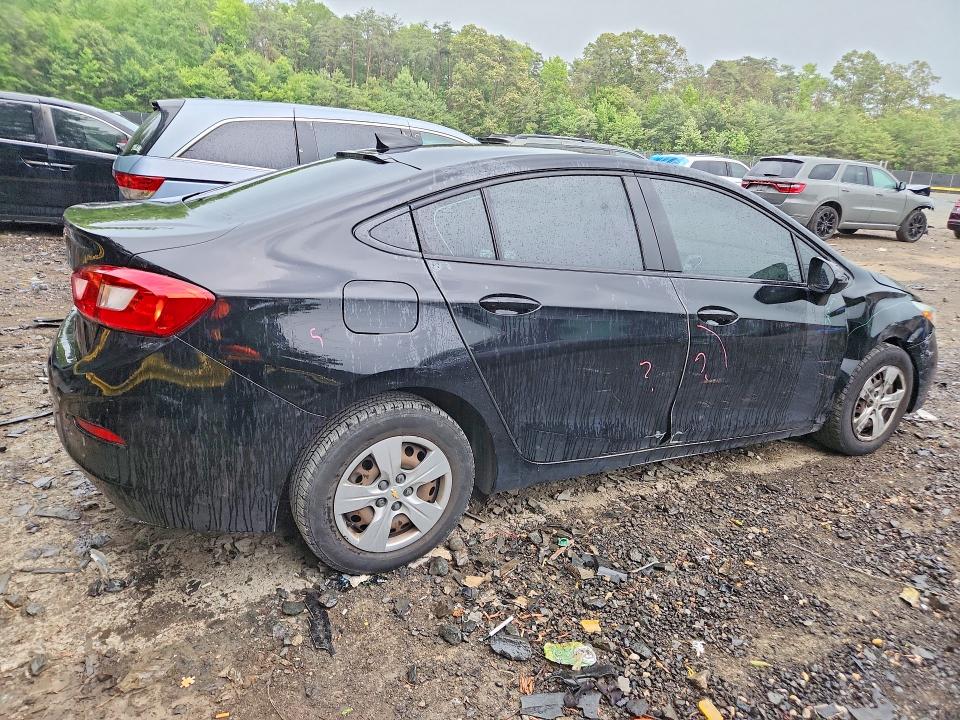 2018 Chevrolet Cruze მანქანა იყიდება აუქციონზე, vin: 1G1BC5SM2J7203308, აუქციონის ნომერი: 61796206