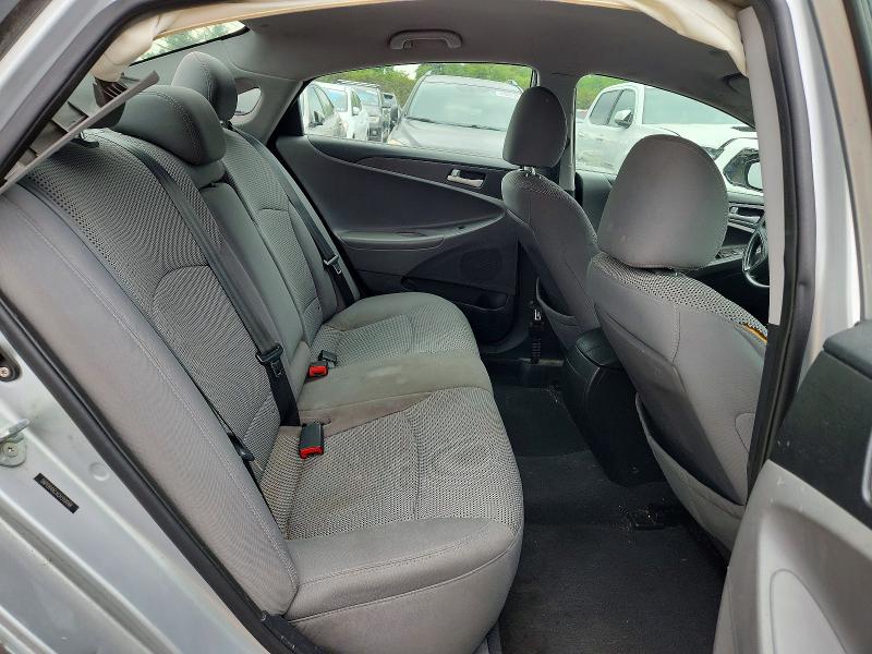 61364796 :رقم المزاد ، 5NPEB4ACXCH310048 vin ، 2012 Hyundai Sonata مزاد بيع