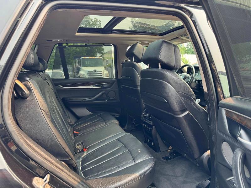 61530526 :رقم المزاد ، 5UXKR6C50F0J77597 vin ، 2015 Bmw X5 مزاد بيع