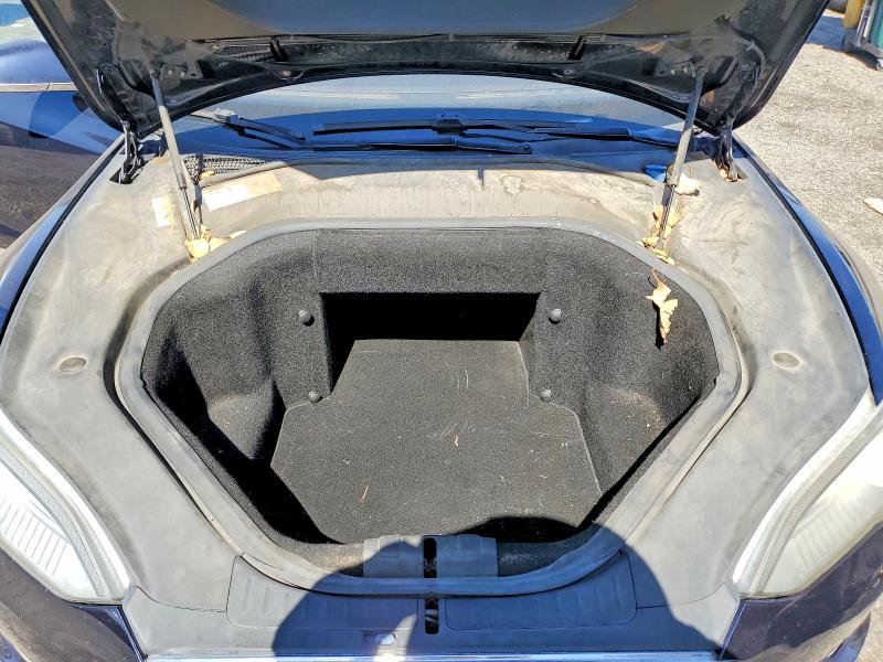 Продажа на аукционе авто 2015 Tesla Model S, vin: 5YJSA1S12FFP73371, номер лота: 60437866