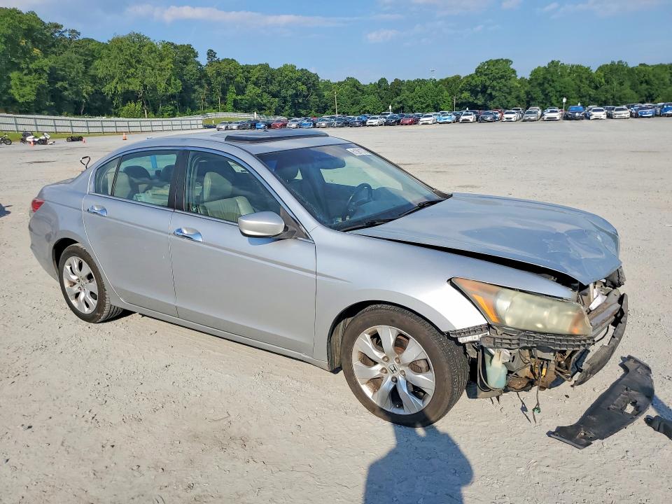 2009 Honda Accord მანქანა იყიდება აუქციონზე, vin: 1HGCP368X9A036651, აუქციონის ნომერი: 61391276