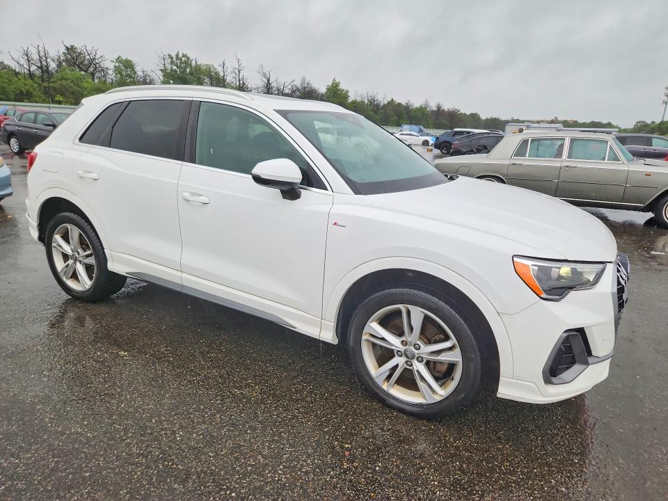 59183986 :رقم المزاد ، WA1DECF3XL1066411 vin ، 2020 Audi Q3 مزاد بيع