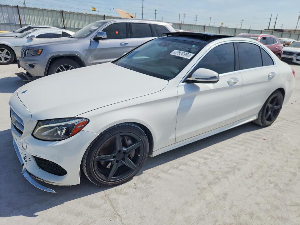 62870906 :رقم المزاد ، 55SWF4JB6GU132397 vin ، 2016 Mercedes-benz C مزاد بيع