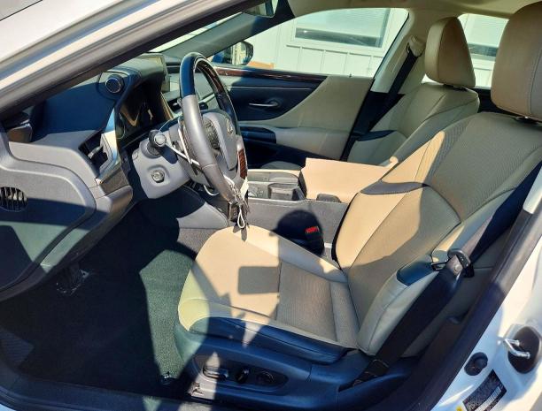 Продажа на аукционе авто 2019 Lexus Es, vin: 58ABZ1B10KU023515, номер лота: 61044726