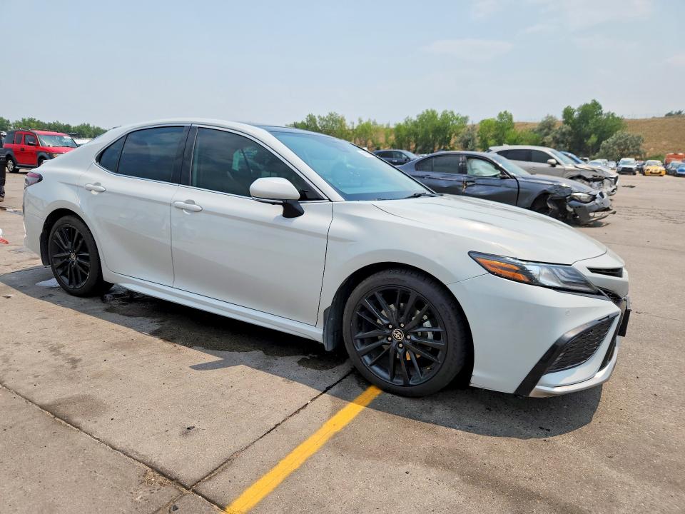 Auction sale of the 2022 Toyota Camry, vin: 4T1KZ1AK3NU062427, lot number: 60190706