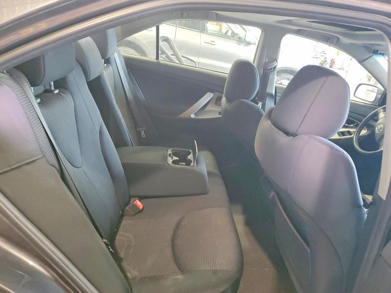 62890086 :رقم المزاد ، 4T1BF3EK5BU755512 vin ، 2011 Toyota Camry مزاد بيع