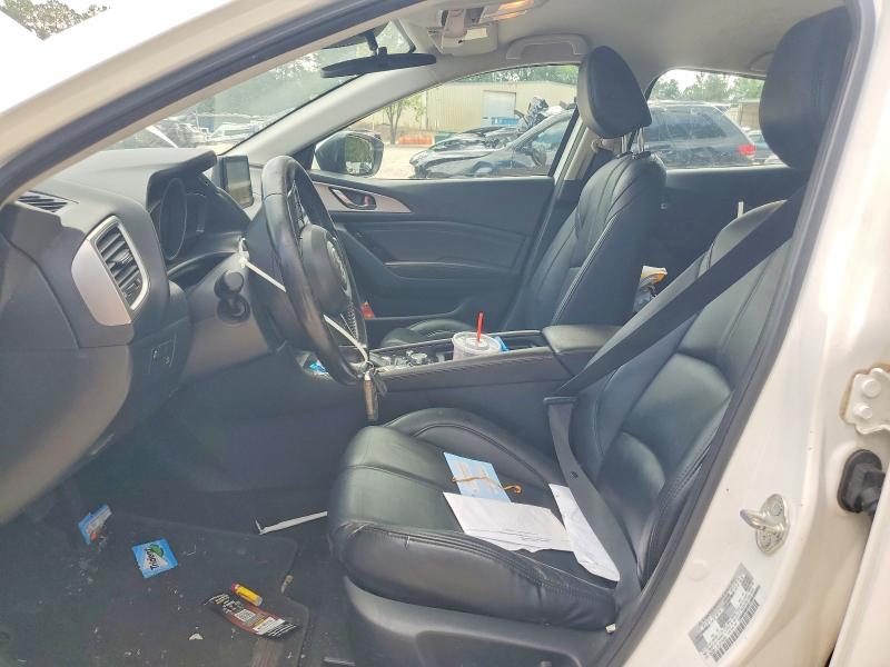Продаж на аукціоні авто 2018 Mazda 3, vin: 3MZBN1L30JM164382, номер лоту: 60318416