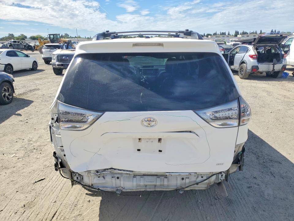 Продаж на аукціоні авто 2014 Toyota Sienna, vin: 5TDXK3DC9ES500239, номер лоту: 61727916