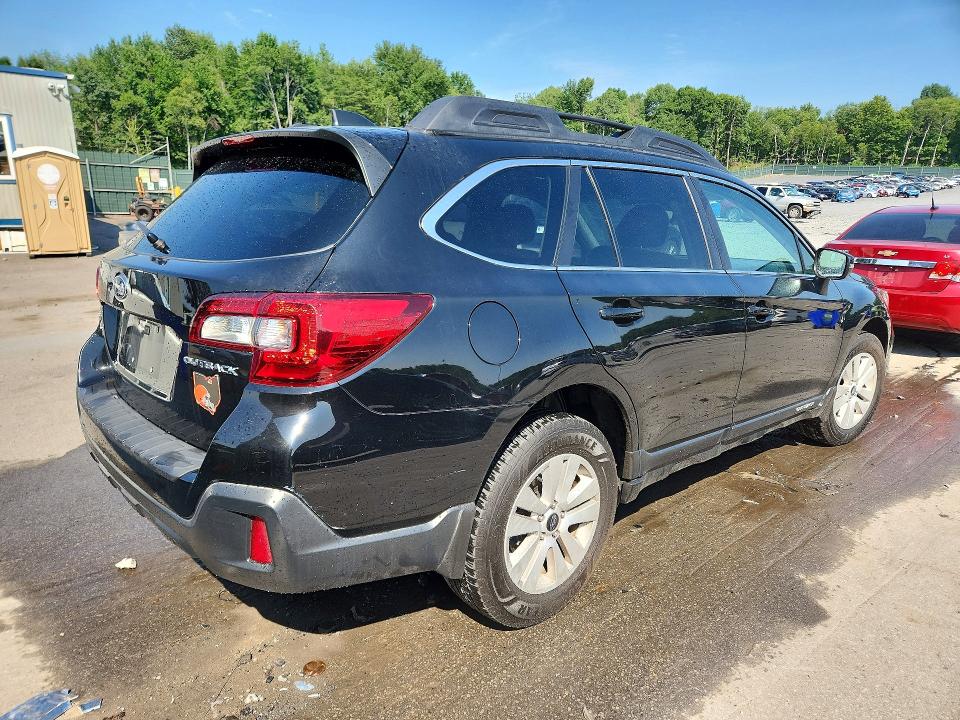 60671736 :رقم المزاد ، 4S4BSAHC3K3264723 vin ، 2019 Subaru Outback مزاد بيع