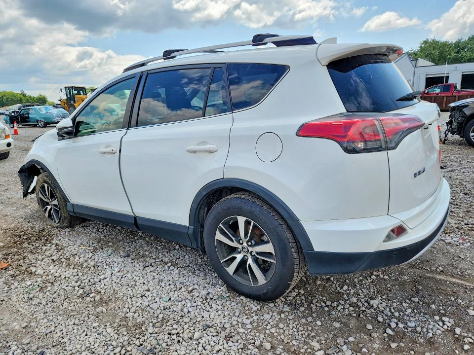 Продажа на аукционе авто 2017 Toyota Rav4, vin: JTMRFREV5HJ113110, номер лота: 62842266