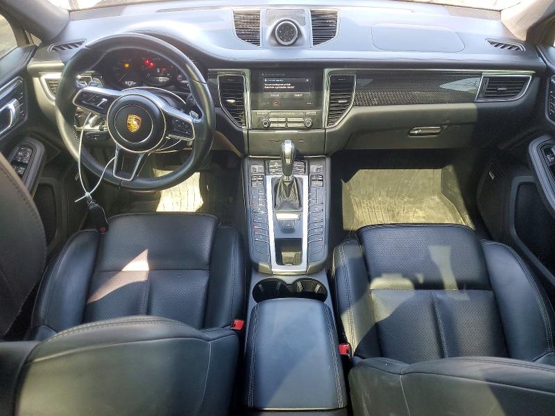 62595646 :رقم المزاد ، WP1AG2A59JLB60107 vin ، 2018 Porsche Macan مزاد بيع