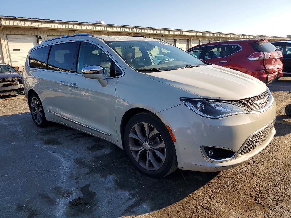 2017 Chrysler Pacifica მანქანა იყიდება აუქციონზე, vin: 2C4RC1GG9HR770755, აუქციონის ნომერი: 62956826