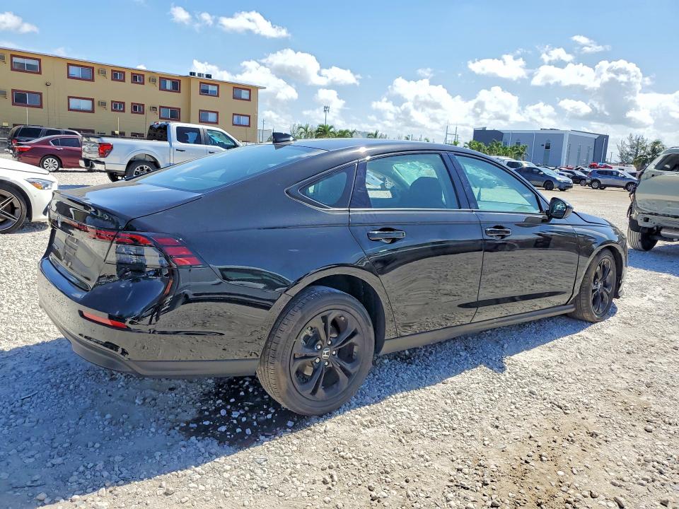 2025 Honda Accord მანქანა იყიდება აუქციონზე, vin: 1HGCY1F45SA064099, აუქციონის ნომერი: 62351036