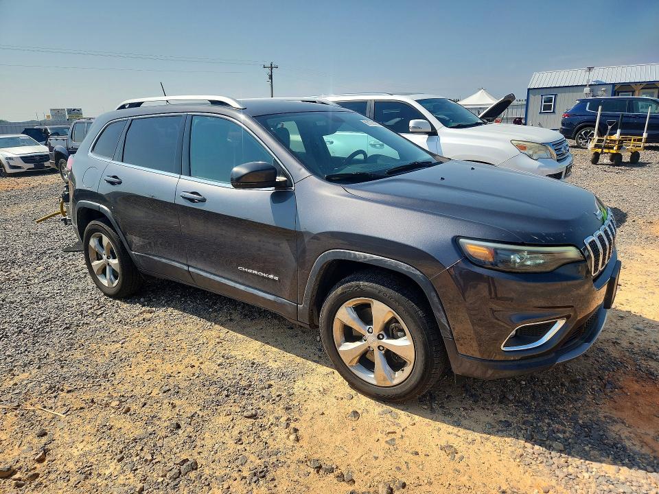 62103526 :رقم المزاد ، 1C4PJMDX5KD460048 vin ، 2019 Jeep Cherokee مزاد بيع
