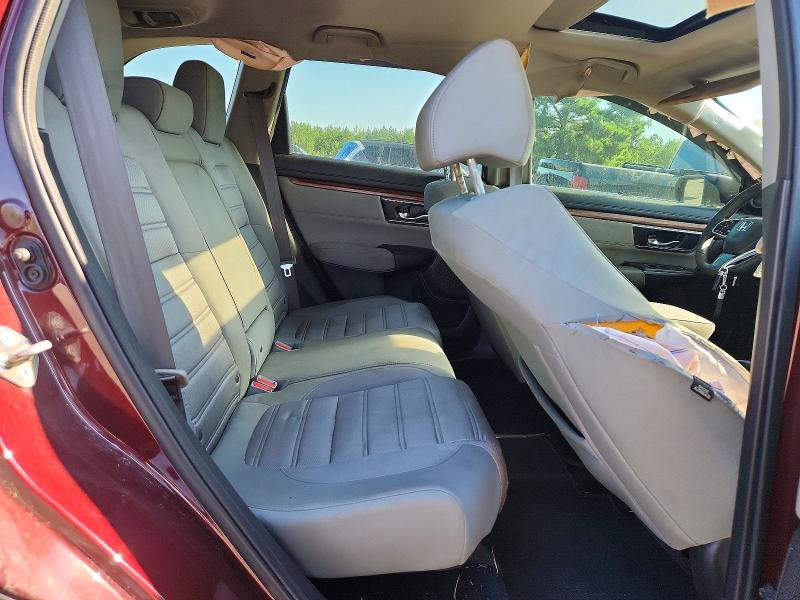 61126236 :رقم المزاد ، 7FARW1H57JE033161 vin ، 2018 Honda Cr-v مزاد بيع