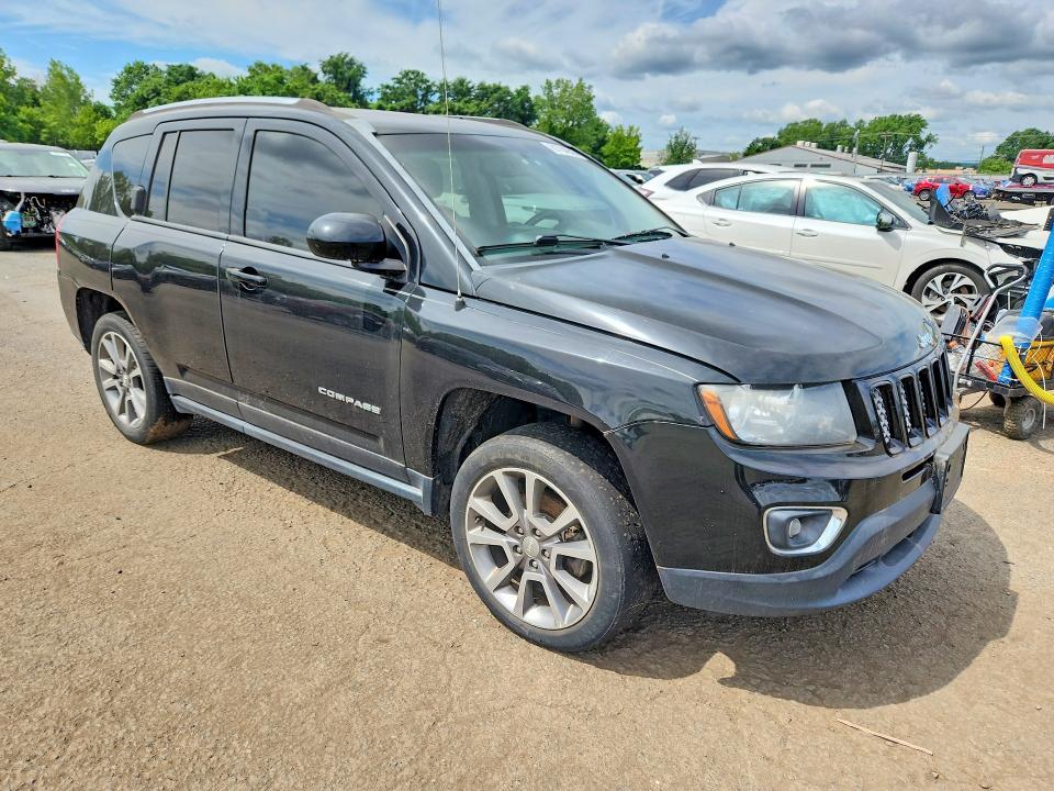 60704946 :رقم المزاد ، 1C4NJCEAXGD604471 vin ، 2016 Jeep Compass مزاد بيع