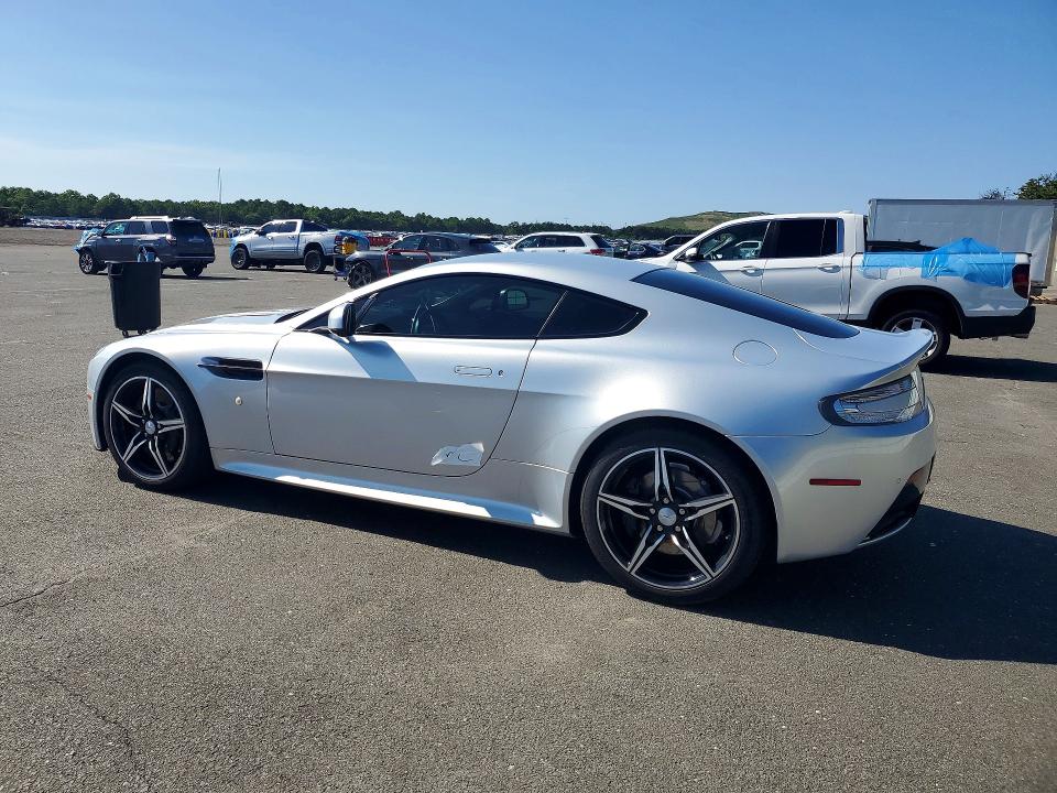 62002916 :رقم المزاد ، SCFEKBDL4GGC20568 vin ، 2016 Aston Martin V8 مزاد بيع