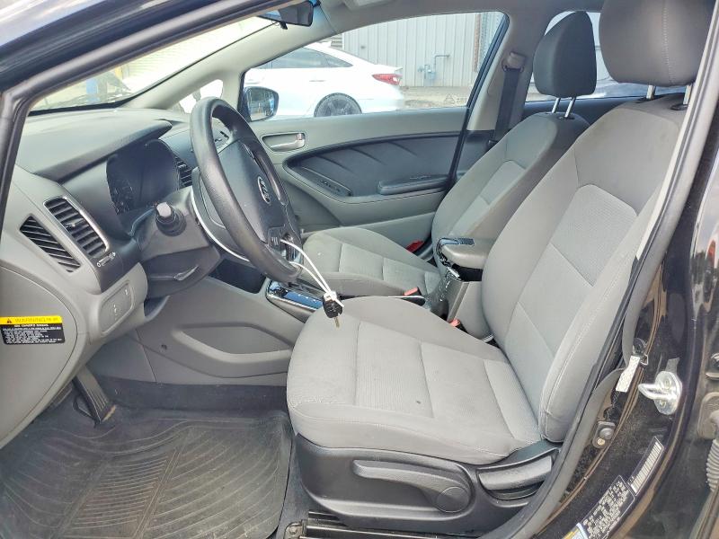 59533776 :رقم المزاد ، 3KPFK4A77HE040828 vin ، 2017 Kia Forte مزاد بيع