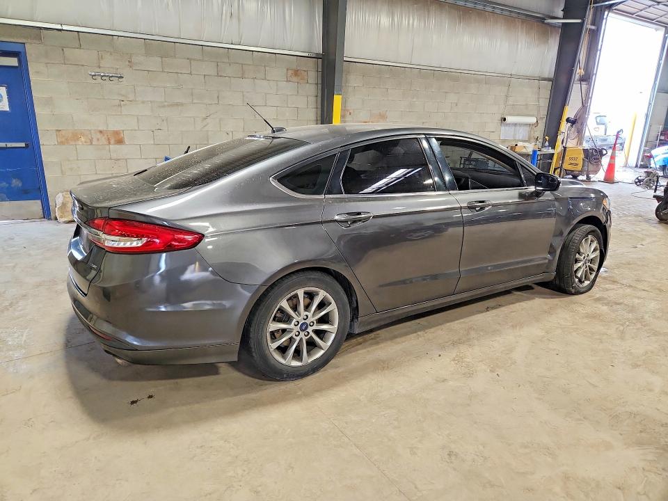 Продаж на аукціоні авто 2017 Ford Fusion, vin: 3FA6P0H77HR391270, номер лоту: 61072016
