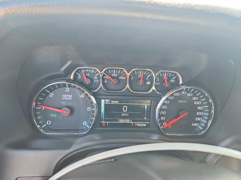 62917976 :رقم المزاد ، 1GNSKJKC7FR118624 vin ، 2015 Chevrolet Suburban مزاد بيع